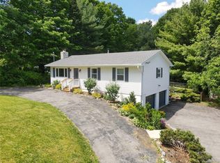 26 Beaver Rd, Lagrangeville, NY 12540
