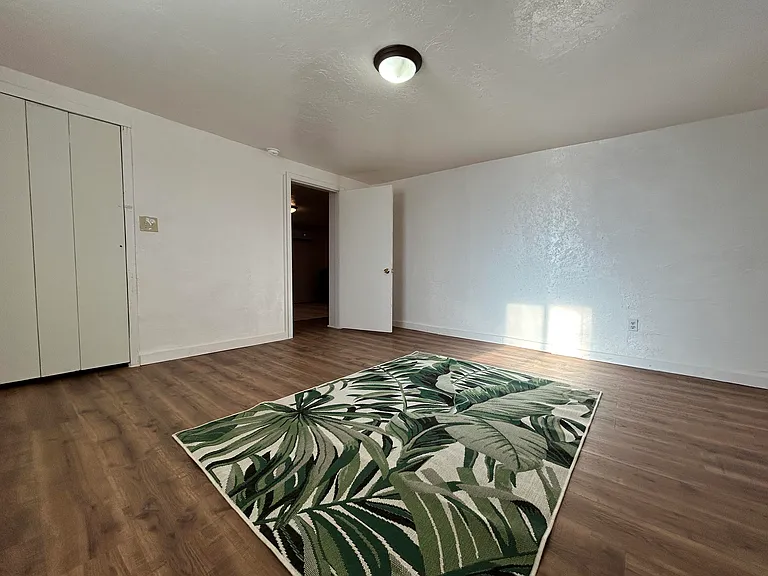 607 1/2 Baca Ave — Photo 8