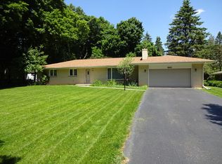 5720 Forest View Ave, Rockford, IL 61108