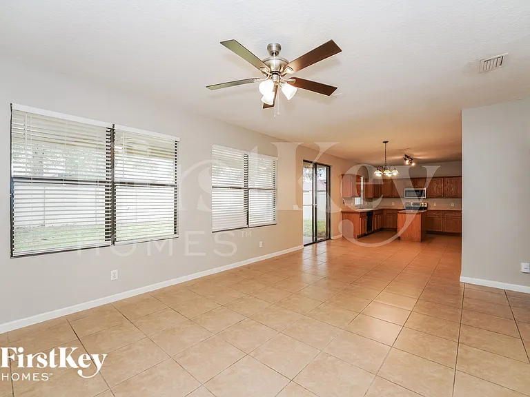 4365 Millicent Cir — Photo 2