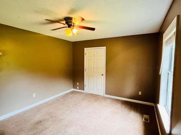 68 Stewart Cir, Cordova, AL 35550