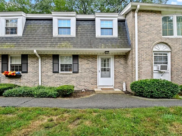 75 Sandy Pond Rd Unit 34, Ayer, MA 01432