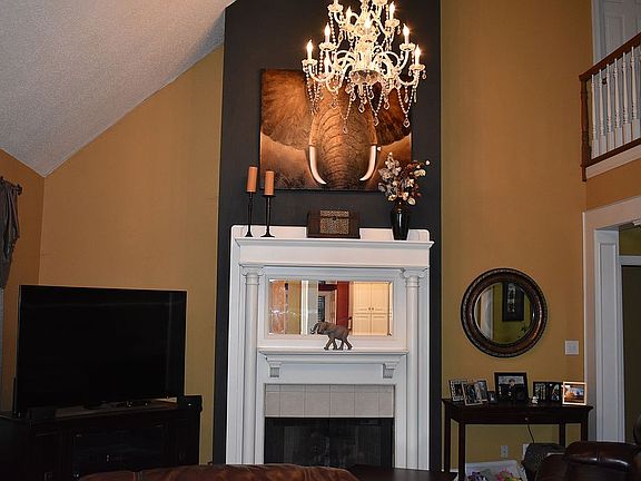 3rd image of 4920 Saint Andrew Ct