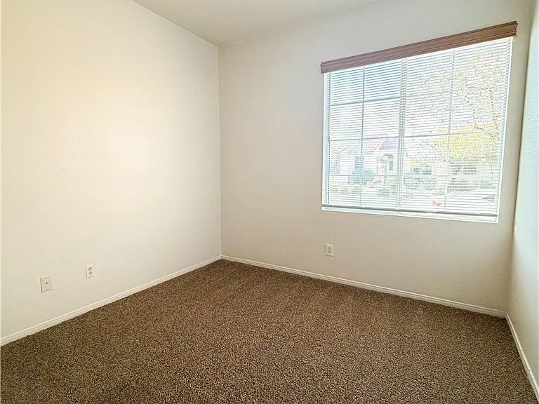 7637 Pioneer Ranch Ave — Photo 9