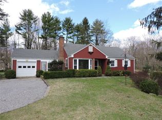 135 Old Stone Hill Rd, Pound Ridge, NY 10576