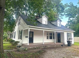 604 W Walnut St, Carbondale, IL 62901