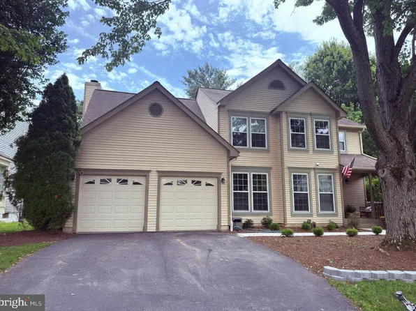 18807 Lindenhouse Rd, Gaithersburg, MD 20879