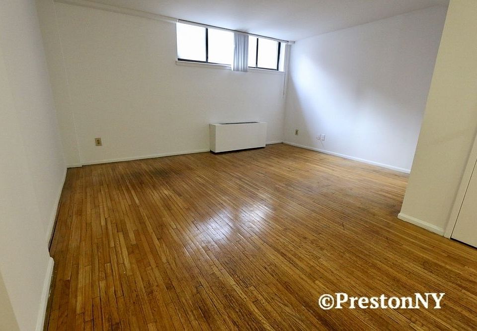 2nd image of 121 E 12th St APT 2D
