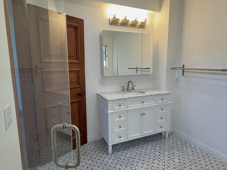 102 Santa Cruz Way — Photo 59