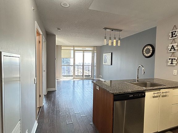 5th image of 5 Valhalla Inn Rd #2506
