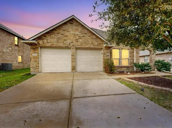 1096 Oakbrook St, Prosper, TX 75078