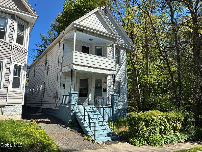 2nd image of 123 Lomasney Avenue
