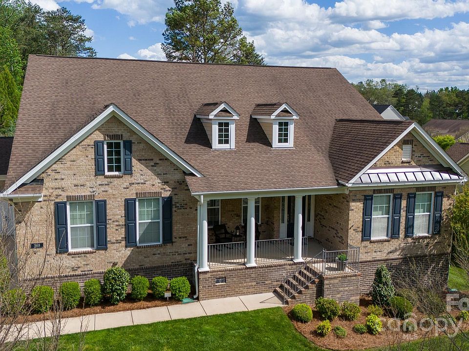 1st image of 368 Monteray Oaks Cir