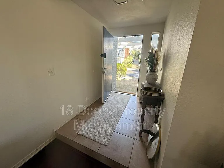 8039 Caminito Mallorca — Photo 19