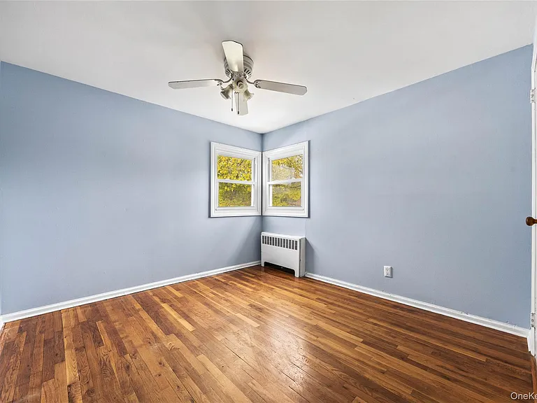44 Bruce Ln — Photo 12