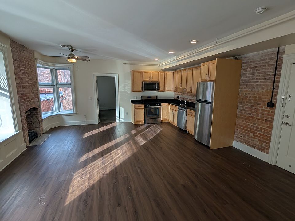 Open concept living, dining, kitchen