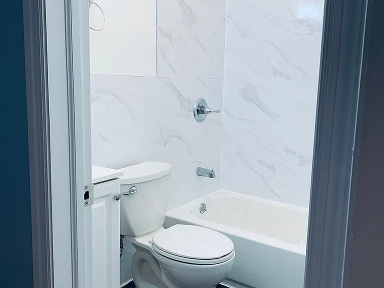 190 Shepherd Ave #1 — Photo 6