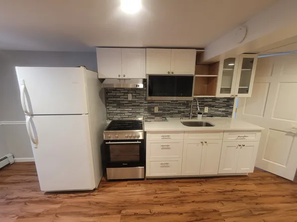 (undisclosed Address), East Setauket, NY 11733