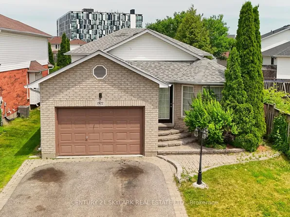 1922 Dalhousie Cres, Oshawa, ON L1G 8C3
