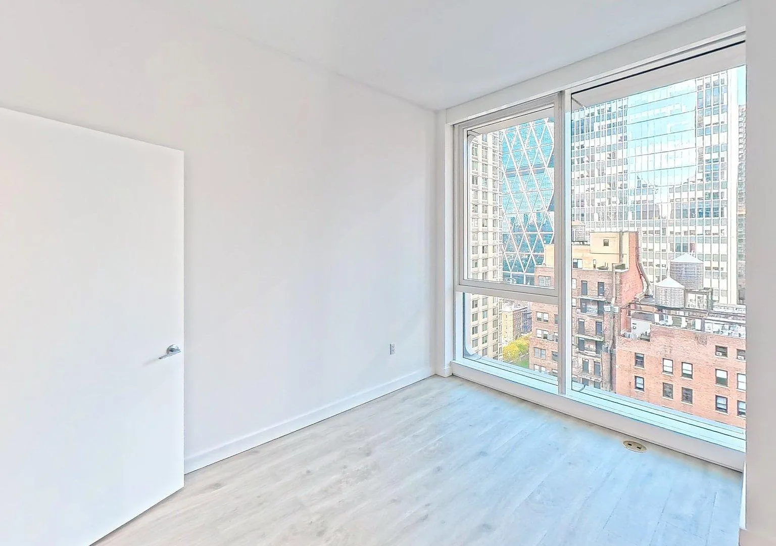 242 West 53rd Street — Photo 4
