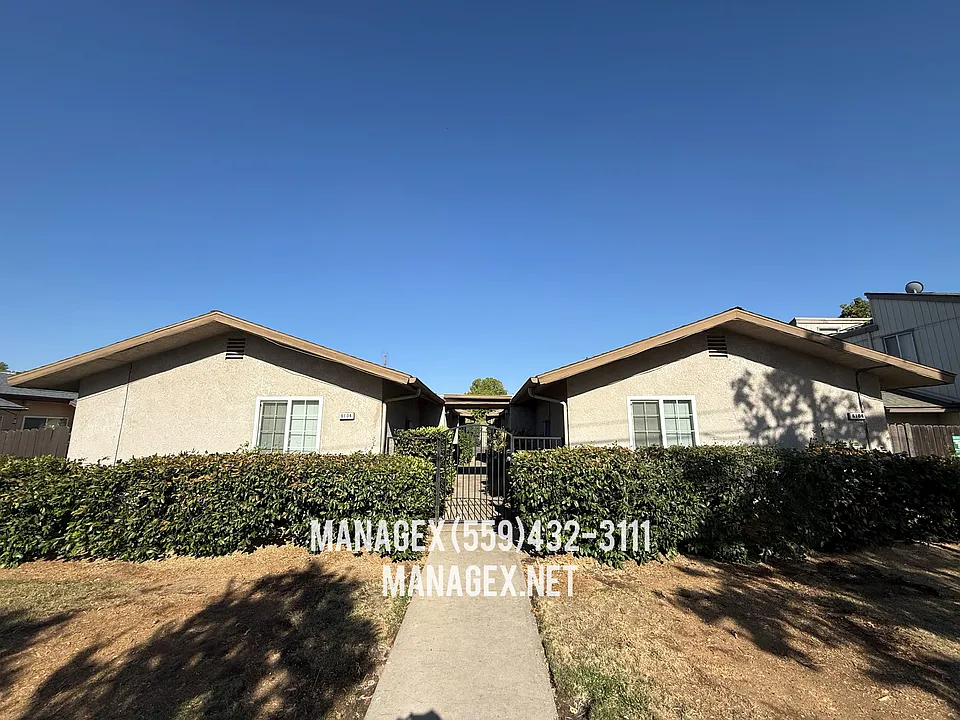6104 N Fresno St #101