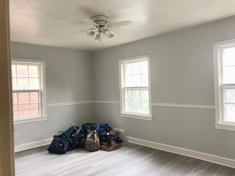 2018 N Troy St — Photo 8