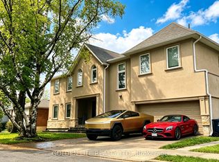 33 S Marine Dr, Toronto, ON M1E 1A1