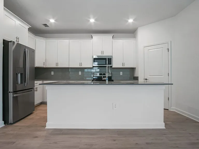 3083 Camden Way — Photo 4