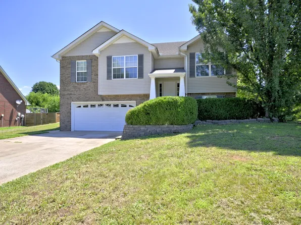 3517 Barkers Mill Rd, Clarksville, TN 37042