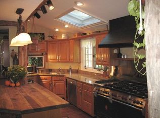 17 Giles Hill Rd, Redding, CT 06896