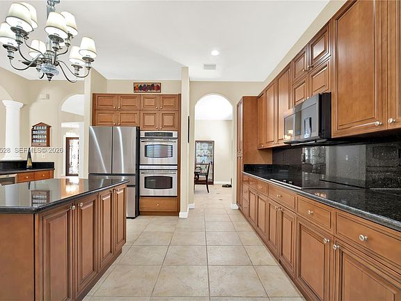 3rd image of 7823 SW 195th Ter