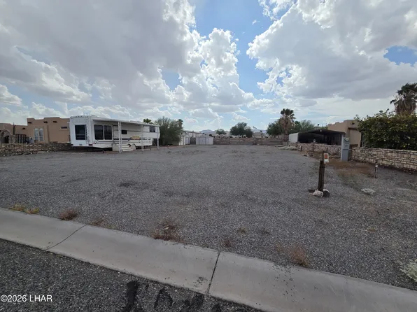 49690 Opal Ave, Quartzsite, AZ 85346