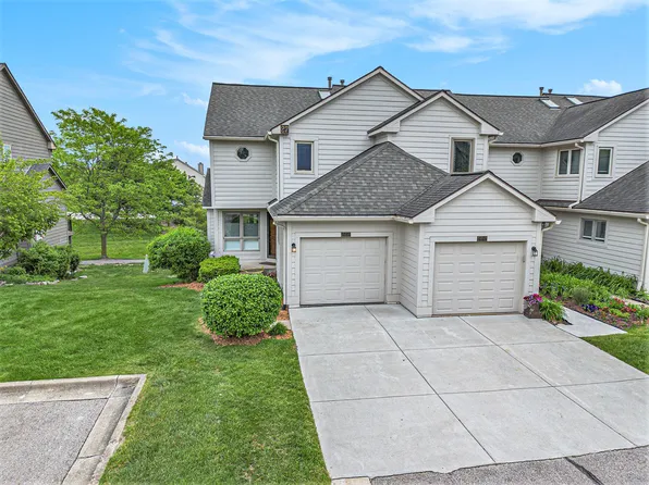 3451 Bent Trail Dr, Ann Arbor, MI 48108