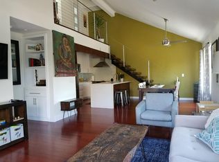 930 Via Mil Cumbres UNIT 220, Solana Beach, CA 92075