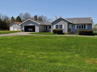 330 Snooks Corners Rd, Amsterdam, NY 12010