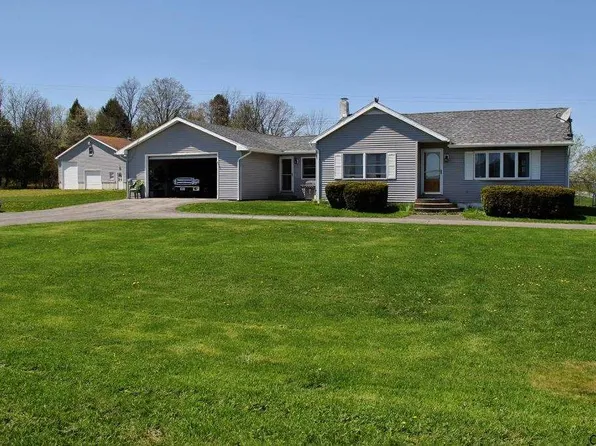 330 Snooks Corners Rd, Amsterdam, NY 12010