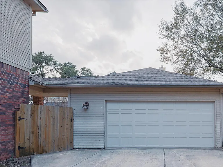 17527 Sandy Cliffs Dr — Photo 49