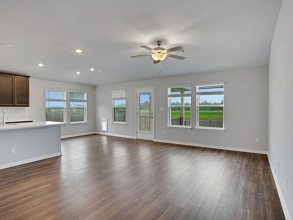 3rd image of 518 Windy Reed Rd