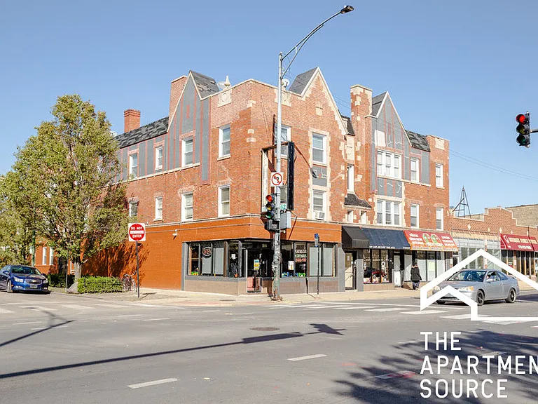 4454 W Diversey Ave #2E — Photo 11