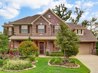 19 E Hullwood Cir, The Woodlands, TX 77389