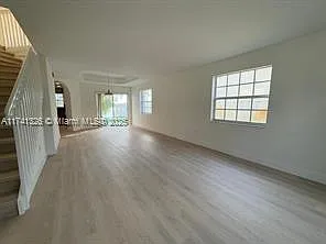 5 bed, 3.0 bath, $4,790 — Photo 2