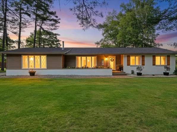 N6180 Wolf River Rd, Shawano, WI 54166