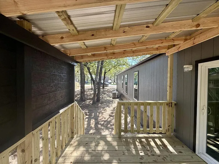 1808 Sheila Dr — Photo 8