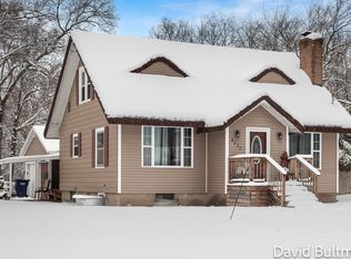 4537 S Quarterline Rd, Muskegon, MI 49444