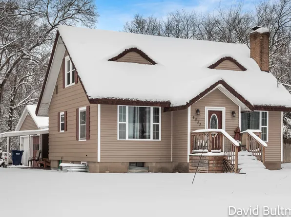 4537 S Quarterline Rd, Muskegon, MI 49444
