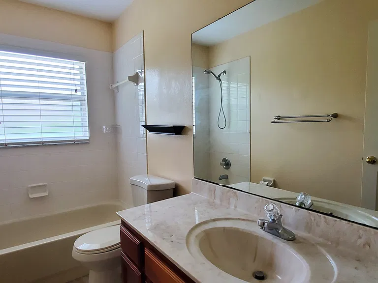 Bathroom_2