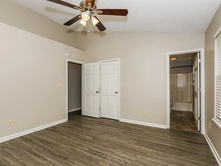 5631 Nodlehs Ct — Photo 10