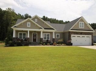 208 Summerfield Dr, Pikeville, NC 27863