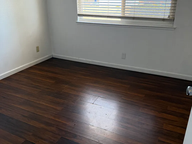 2856 Norcade Cir #4 — Photo 5