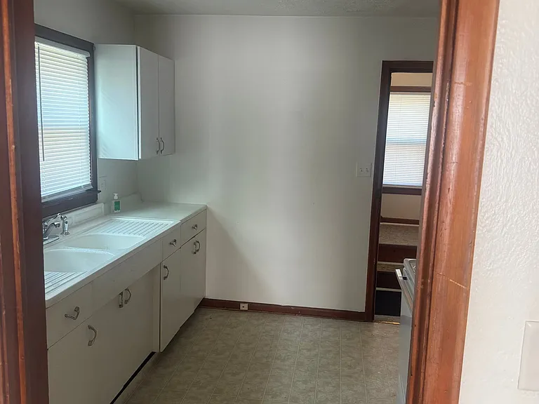 3721 Watson Ave #LOWER — Photo 6